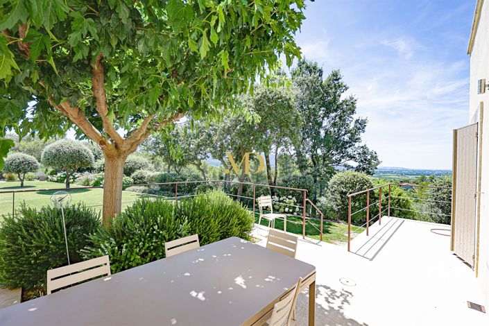 Image No.12-4 Bed House for sale