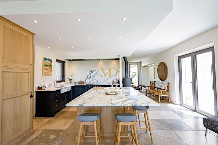 Image No.31-4 Bed House for sale