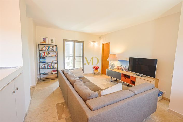 Image No.51-4 Bed House for sale