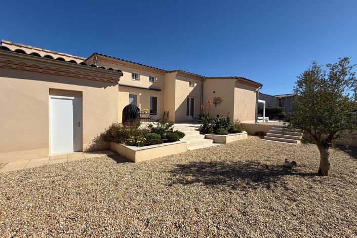 Image No.18-4 Bed House for sale