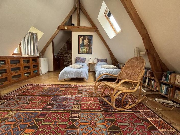 Image No.6-3 Bed House for sale