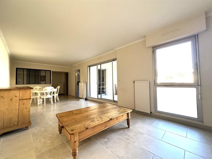 Image No.1-Appartement de 2 chambres à vendre à Uzès