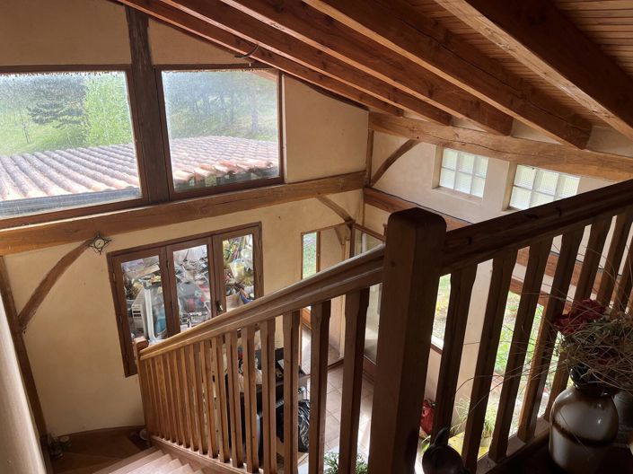 Image No.10-6 Bed House for sale