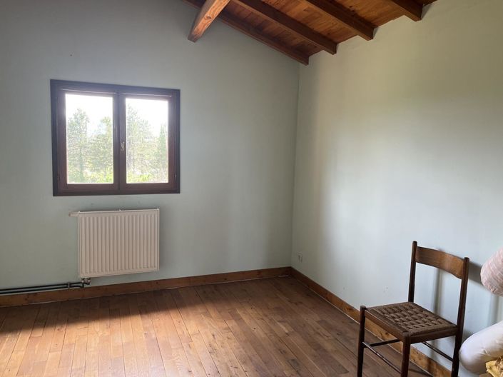 Image No.13-6 Bed House for sale