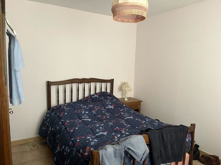 Image No.16-6 Bed House for sale