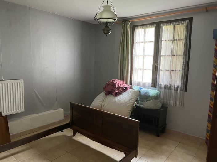 Image No.17-6 Bed House for sale