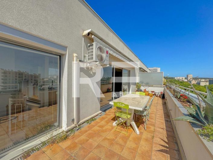 Image No.11-3 Bed Apartment for sale