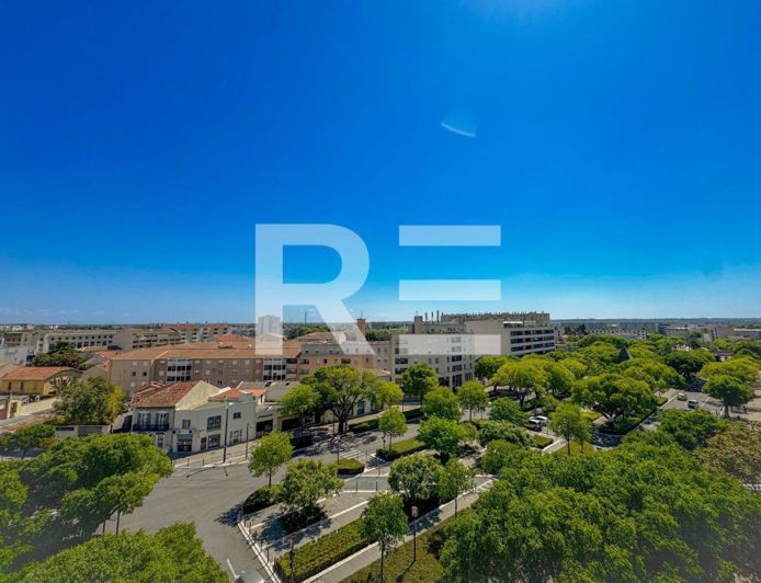 Image No.14-3 Bed Apartment for sale