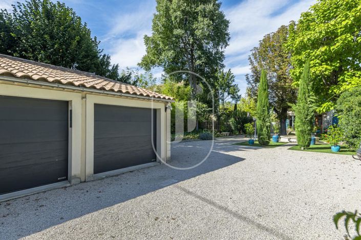 Image No.13-12 Bed House for sale