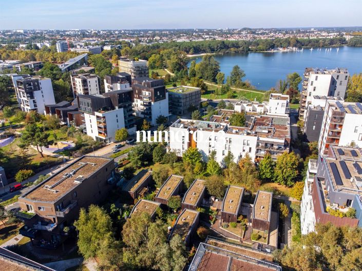 Image No.11-3 Bed House for sale