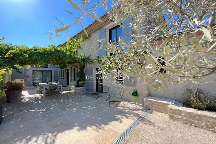 Image No.1-5 Bed House for sale