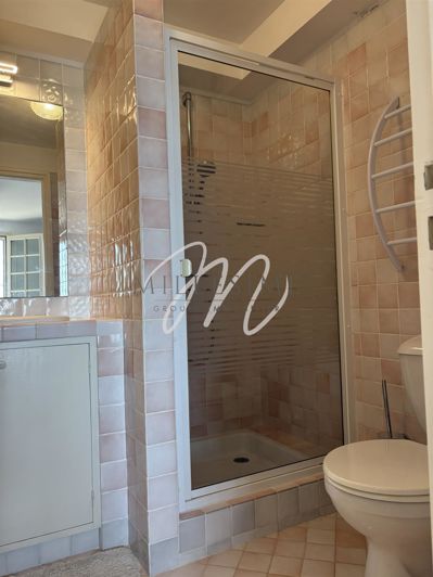 Image No.12-3 Bed Property for sale