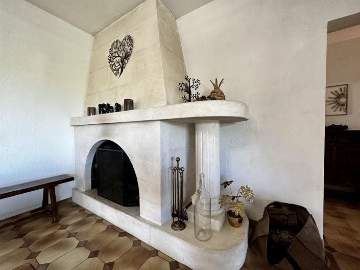 Image No.13-5 Bed House for sale