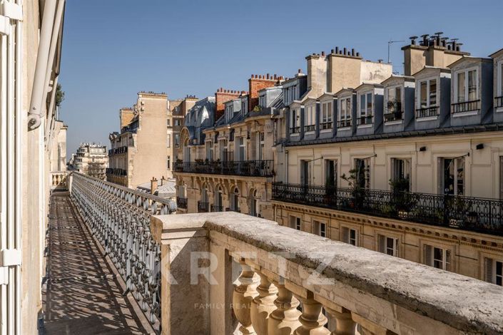 Image No.10-4 Bed Apartment for sale