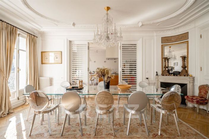 Image No.12-4 Bed Apartment for sale