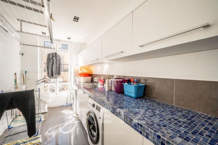 Image No.17-4 Bed Apartment for sale