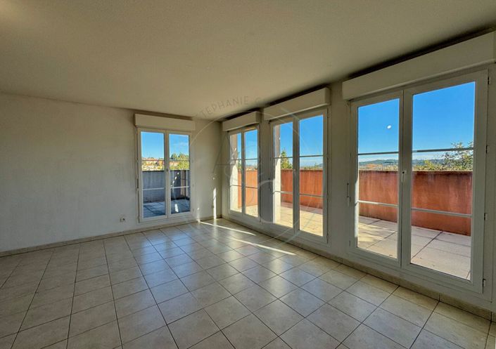 Image No.12-3 Bed Apartment for sale