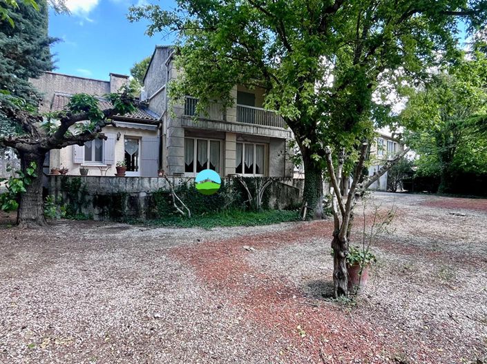Image No.1-3 Bed House for sale