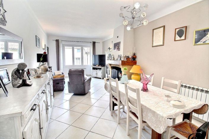 Image No.7-Maison de 4 chambres à vendre à Pernes-les-Fontaines