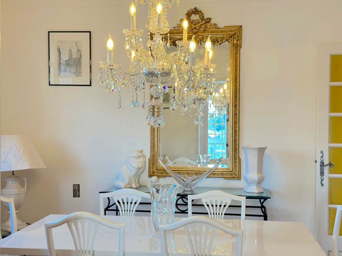 Image No.8-6 Bed House for sale