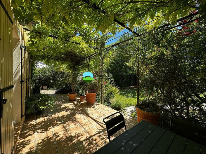 Image No.1-5 Bed House for sale