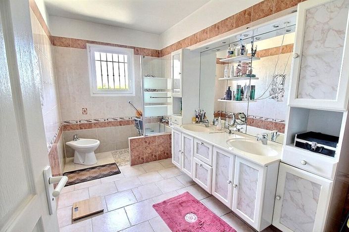 Image No.7-Maison de 5 chambres à vendre à Rochegude