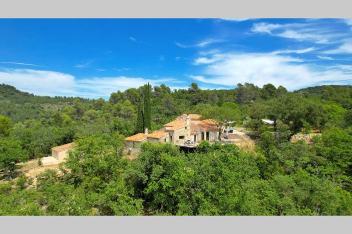 Image No.1-4 Bed House for sale