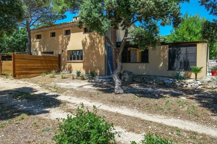 Image No.7-4 Bed House for sale