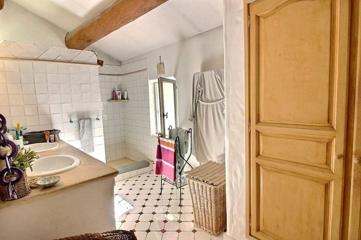 Image No.13-4 Bed House for sale