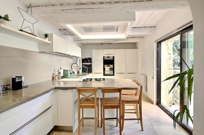 Image No.5-4 Bed House for sale