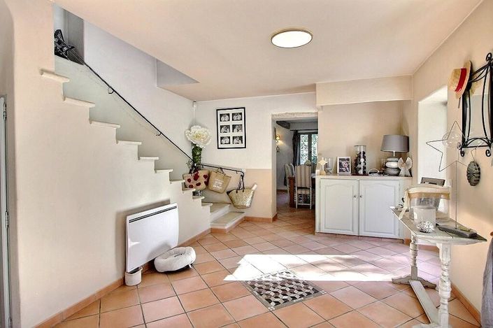 Image No.9-4 Bed House for sale