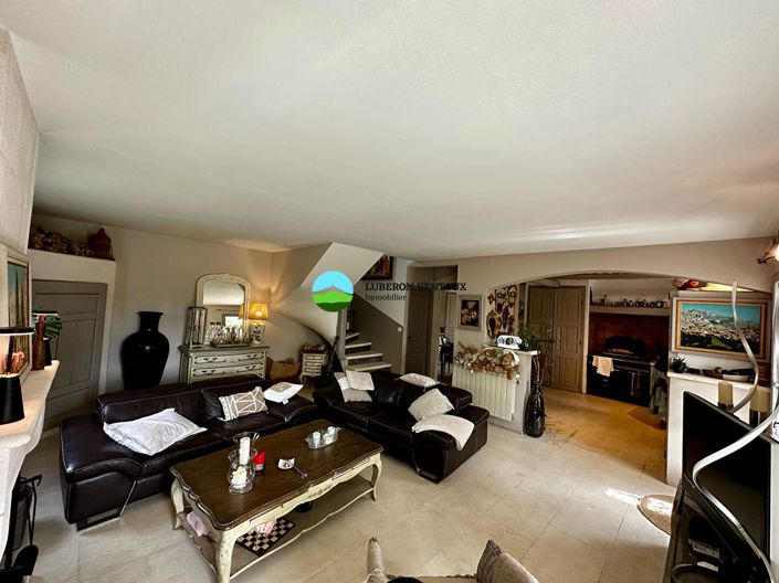 Image No.2-4 Bed House for sale