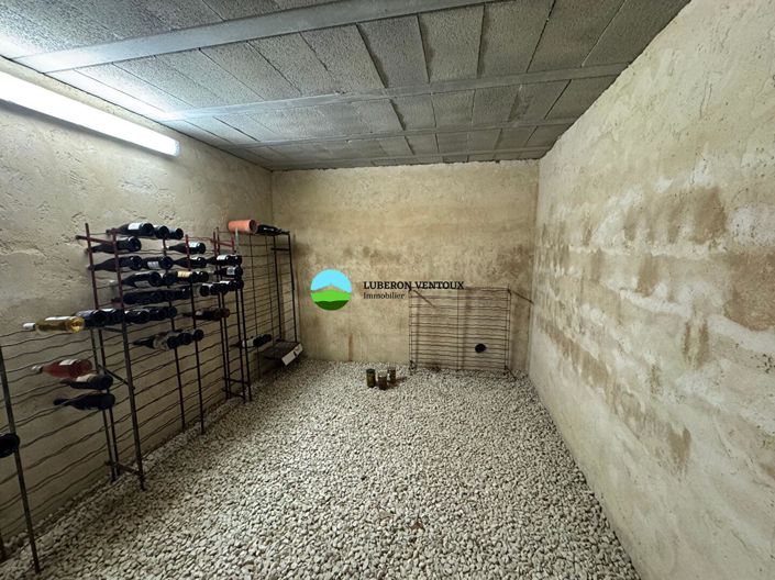 Image No.18-4 Bed House for sale