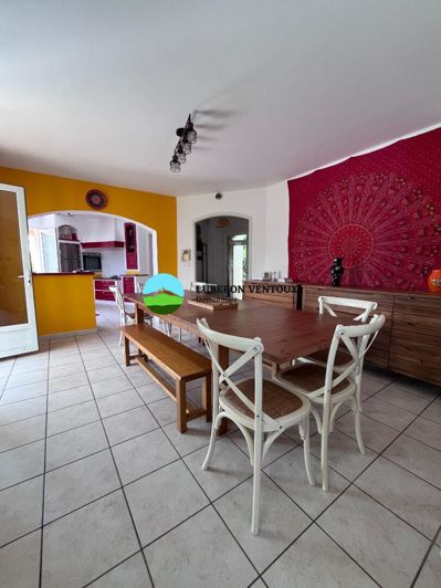 Image No.6-5 Bed House for sale