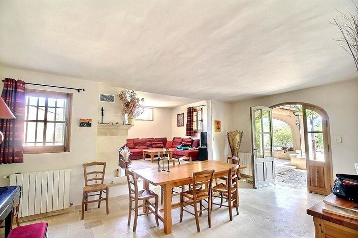 Image No.7-4 Bed House for sale