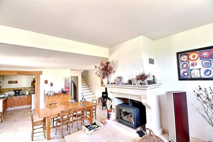 Image No.8-4 Bed House for sale