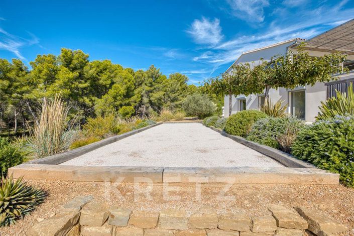 Image No.17-4 Bed House for sale