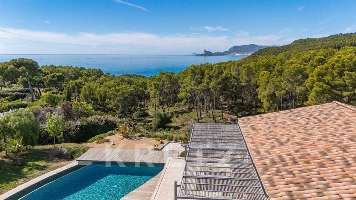 Image No.2-4 Bed House for sale