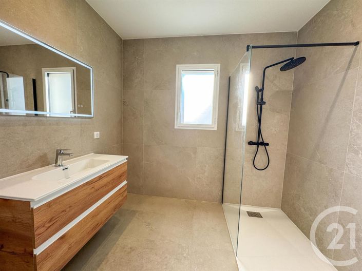 Image No.7-2 Bed House for sale