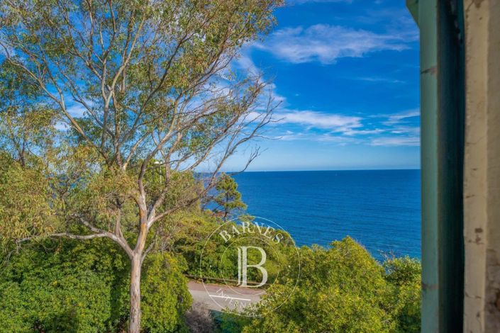 Image No.2-House for sale