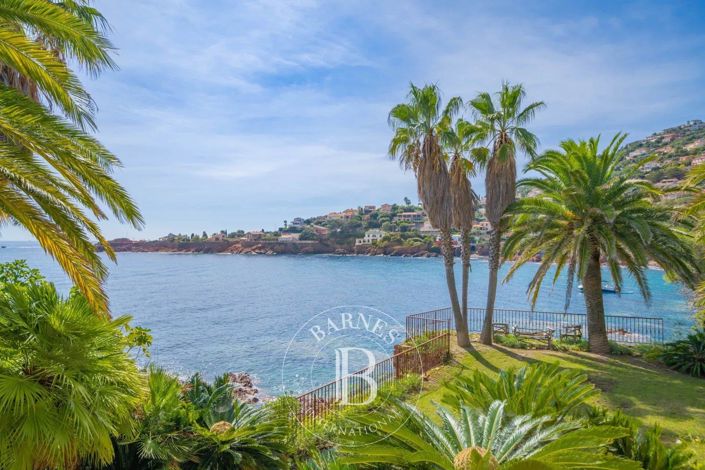 Image No.5-Maison de 5 chambres à vendre à Saint-Raphael