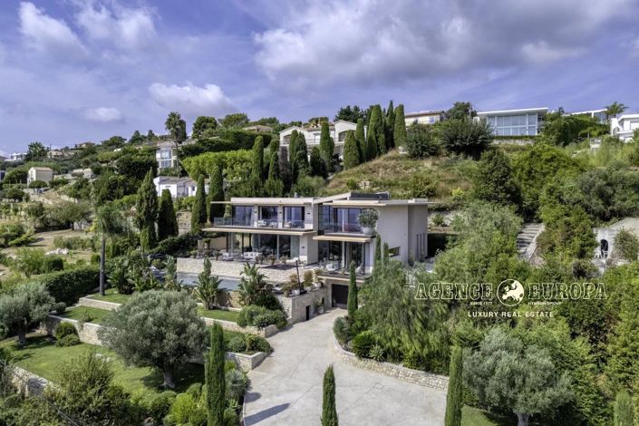 Image No.2-Maison de 5 chambres à vendre à Golfe Juan