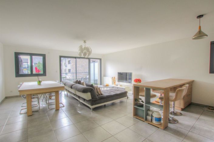 Image No.2-Appartement de 2 chambres à vendre à Prévessin-Moëns