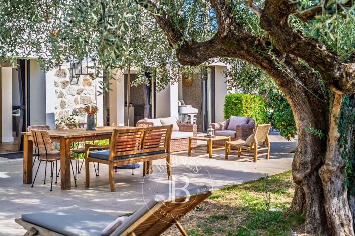 Image No.2-Maison de 9 chambres à vendre à Roquefort-les-Pins