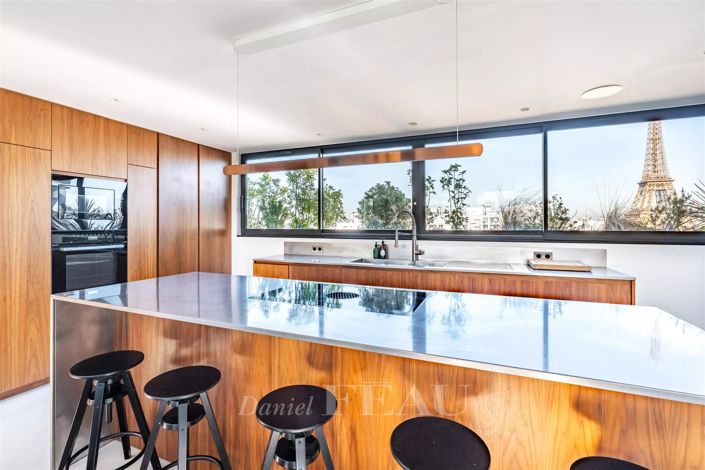 Image No.4-4 Bed Apartment for sale