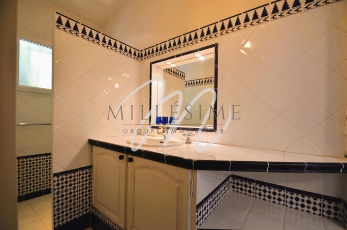 Image No.16-4 Bed House for sale