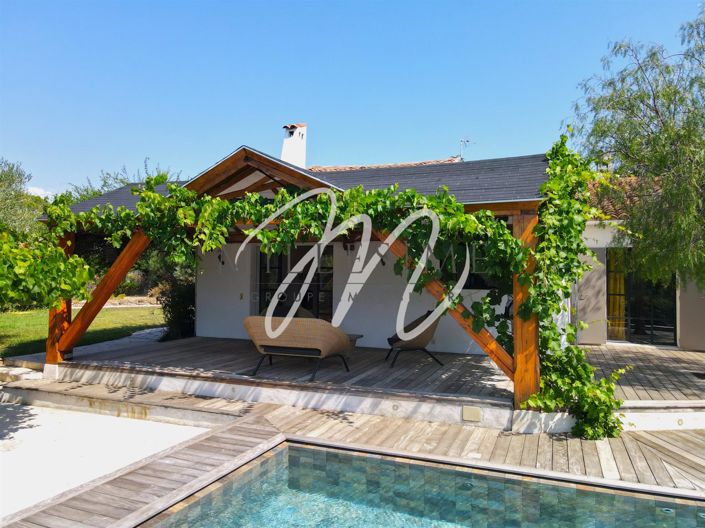 Image No.18-4 Bed House for sale