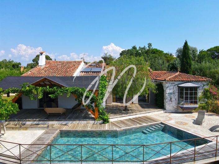 Image No.2-4 Bed House for sale