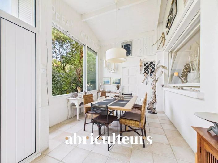 Image No.11-7 Bed House for sale