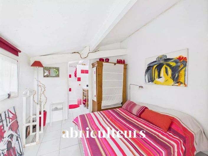 Image No.17-7 Bed House for sale